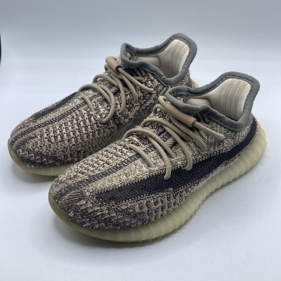 Little kids adidas YEEZY Size 12K - Picture 3 of 12